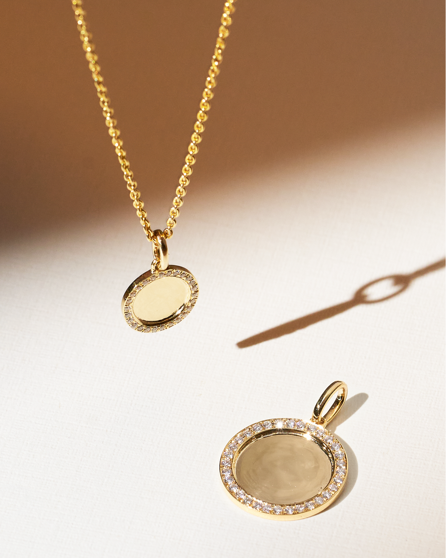 Mini Diamond Pavé Round Disc