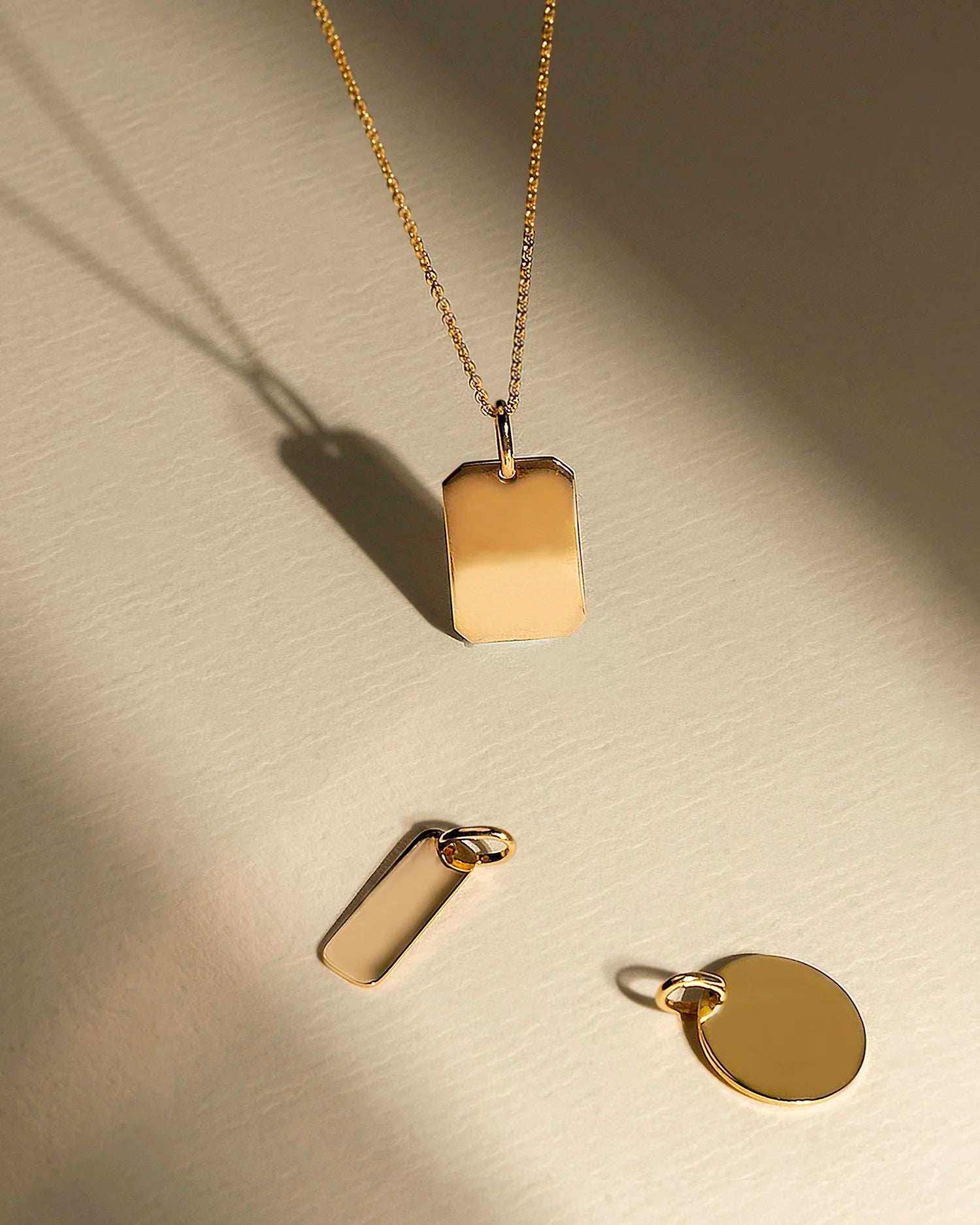 Plate Pendant