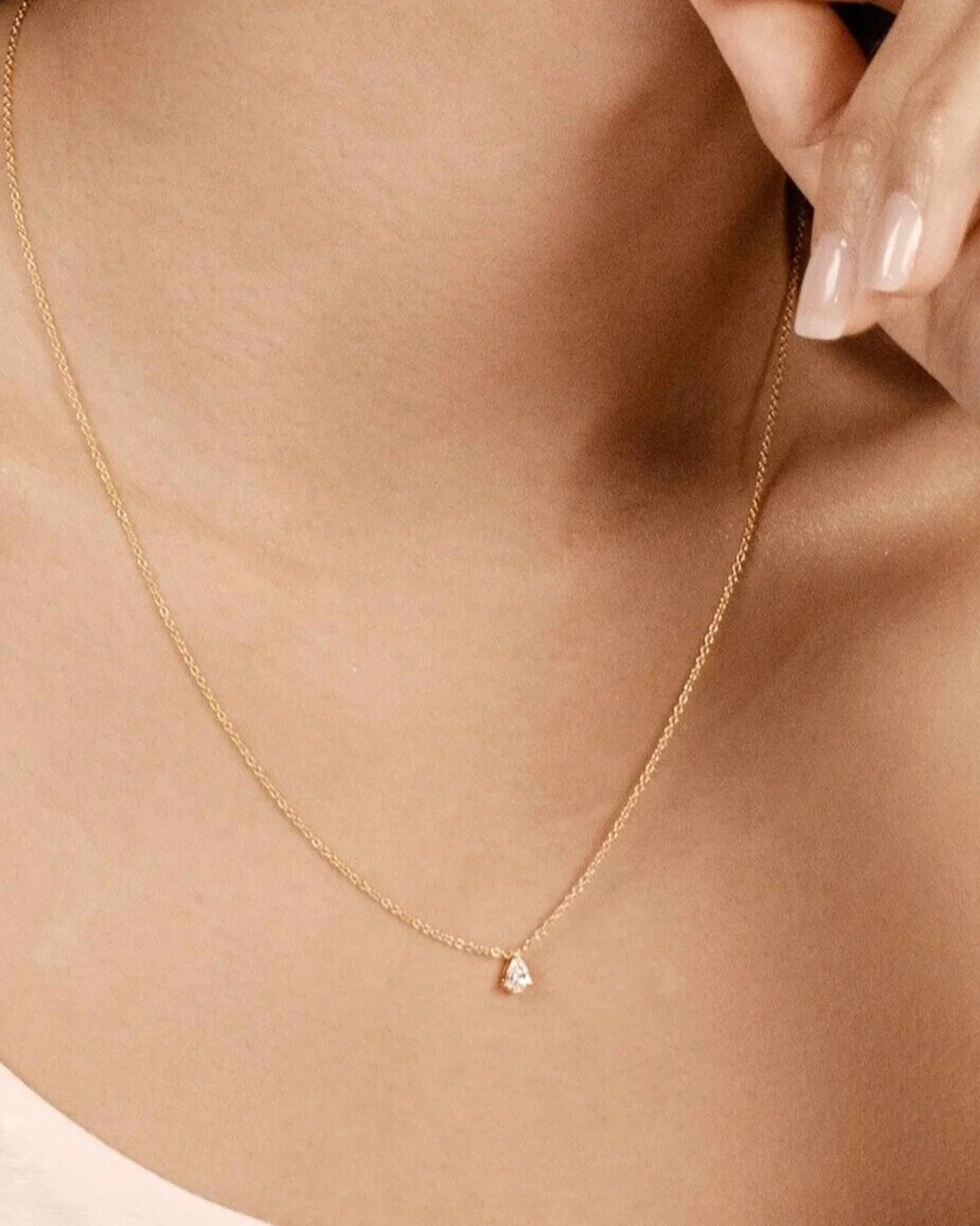 Pearshaped Diamond Prong Set Solitaire Necklace